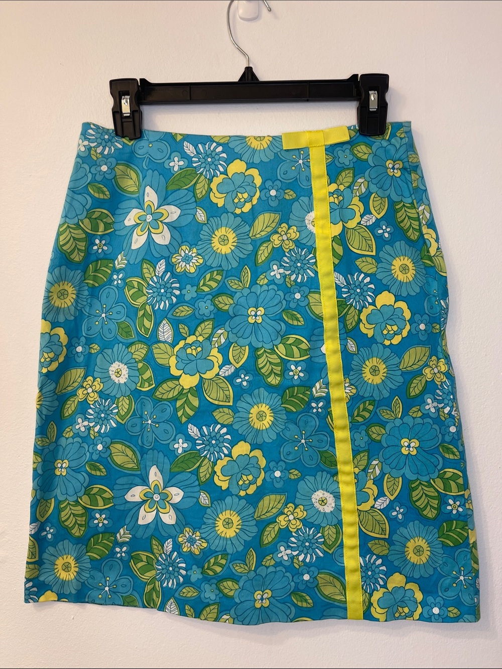 Bamboo Traders Floral A-Line Mini Skirt with Yellow Trim Size Small Waist 15”